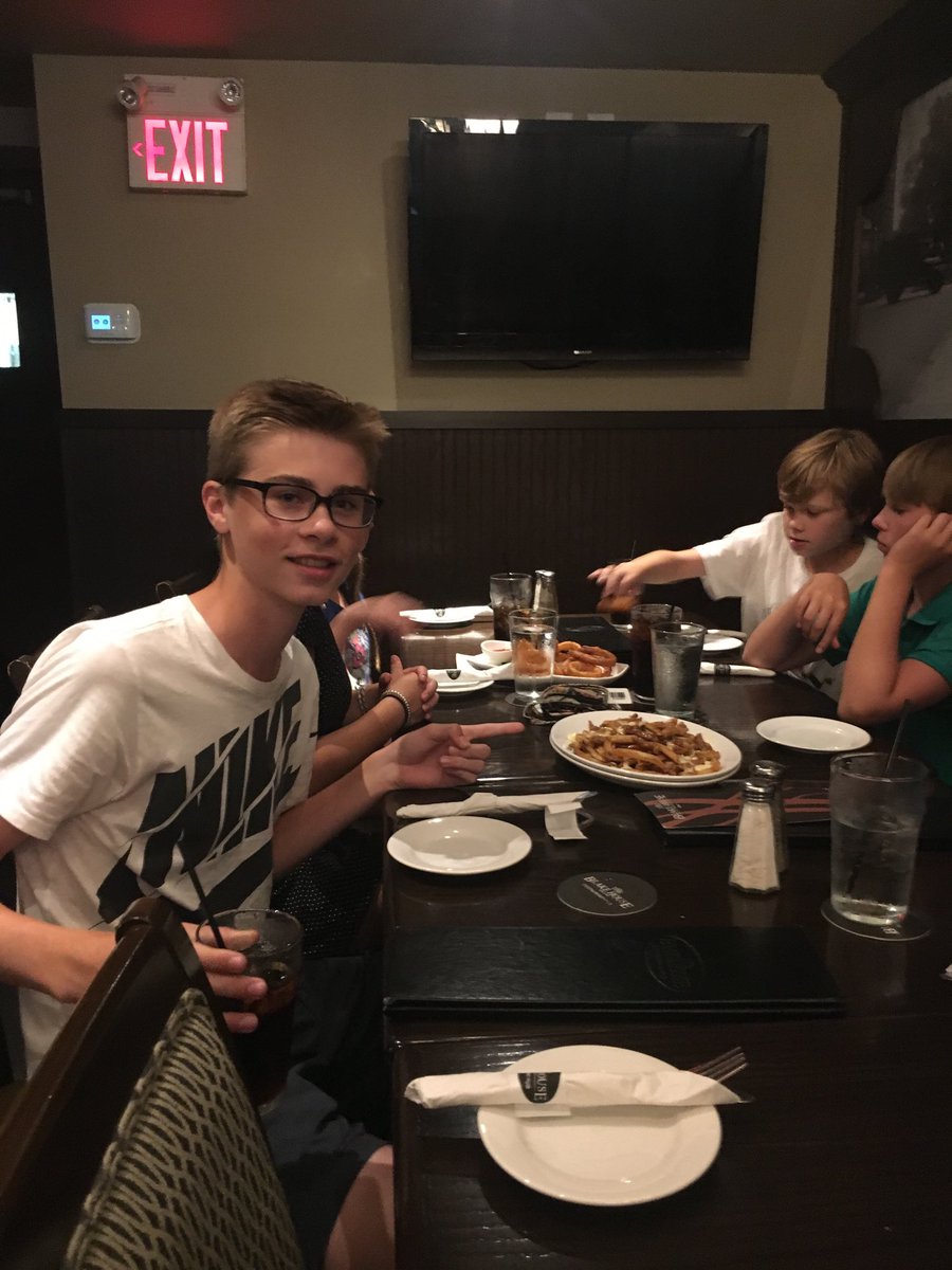 La poutine!  <a href="/MmeFrance/">MmeHennen</a>