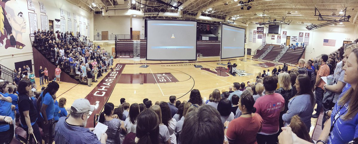 mrs_khahn's tweet photo. Who’s ready for an amazing 2018-2019 school year? #SCSDunited #yearnine #4thgrade #mywhyismakingmemories https://t.co/9swNWzcG4t