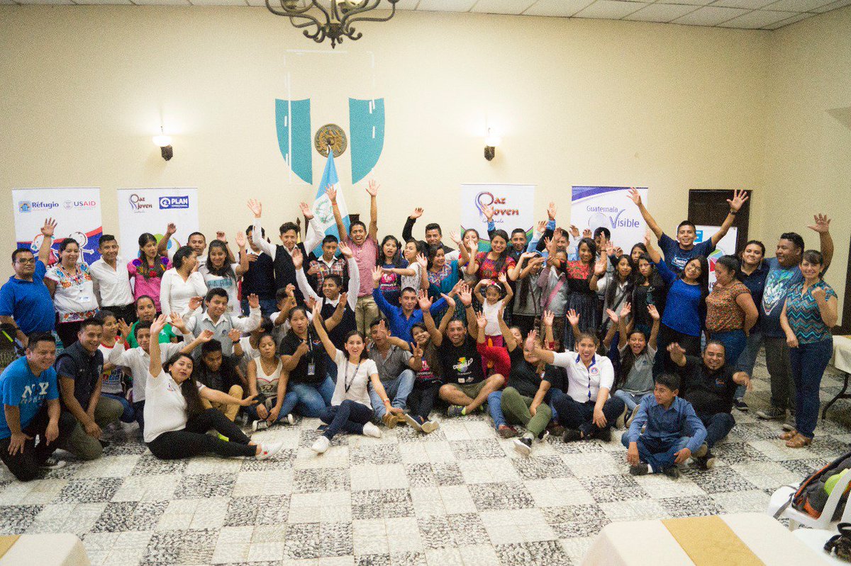 ErickFetzer's tweet photo. "En el presente y en el futuro la juventud será por siempre el motor que le inyecta energías a una sociedad" 
#DiaDeLaJuventud #AltaVerapaz #Cobán #Juventud #Adolescentes #Guate https://t.co/dM7HpfyIr9