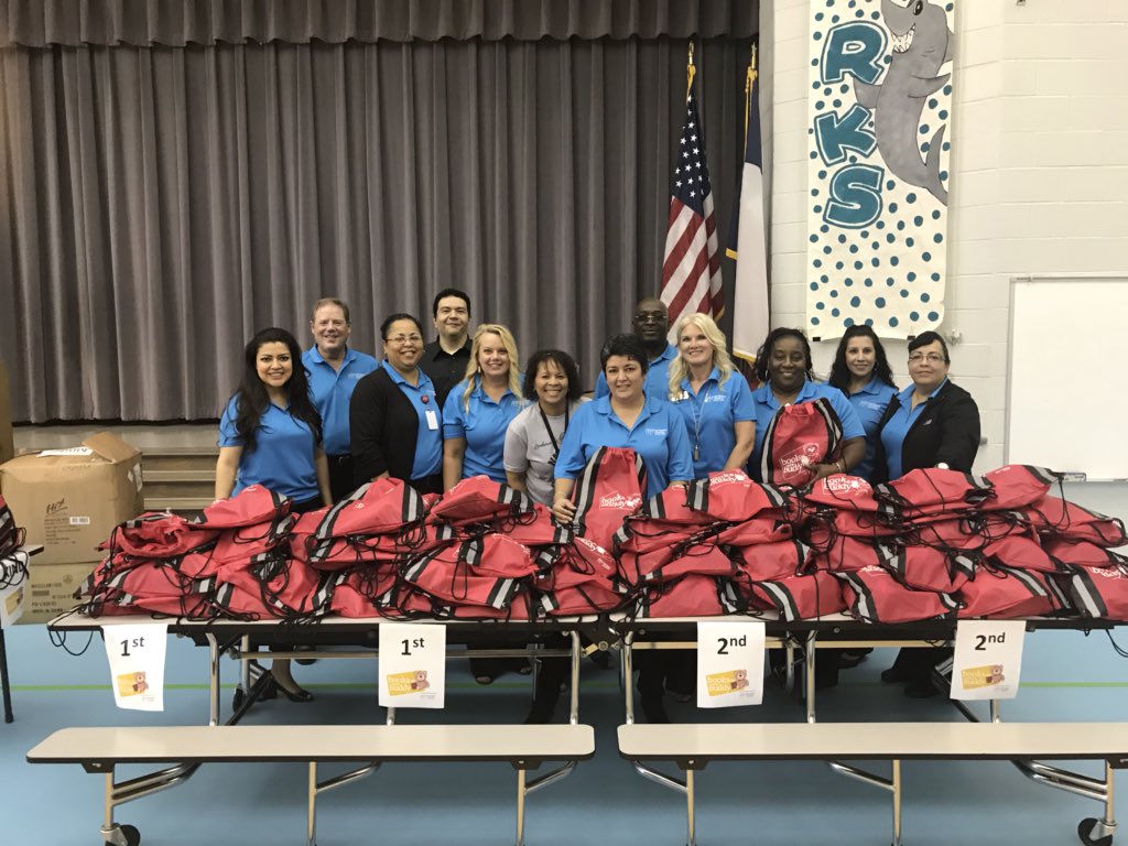 Ready for Meet the Teacher Night at Schmalz, thanks Member Choice Crédit Union for your support! We love you! #sesconnects