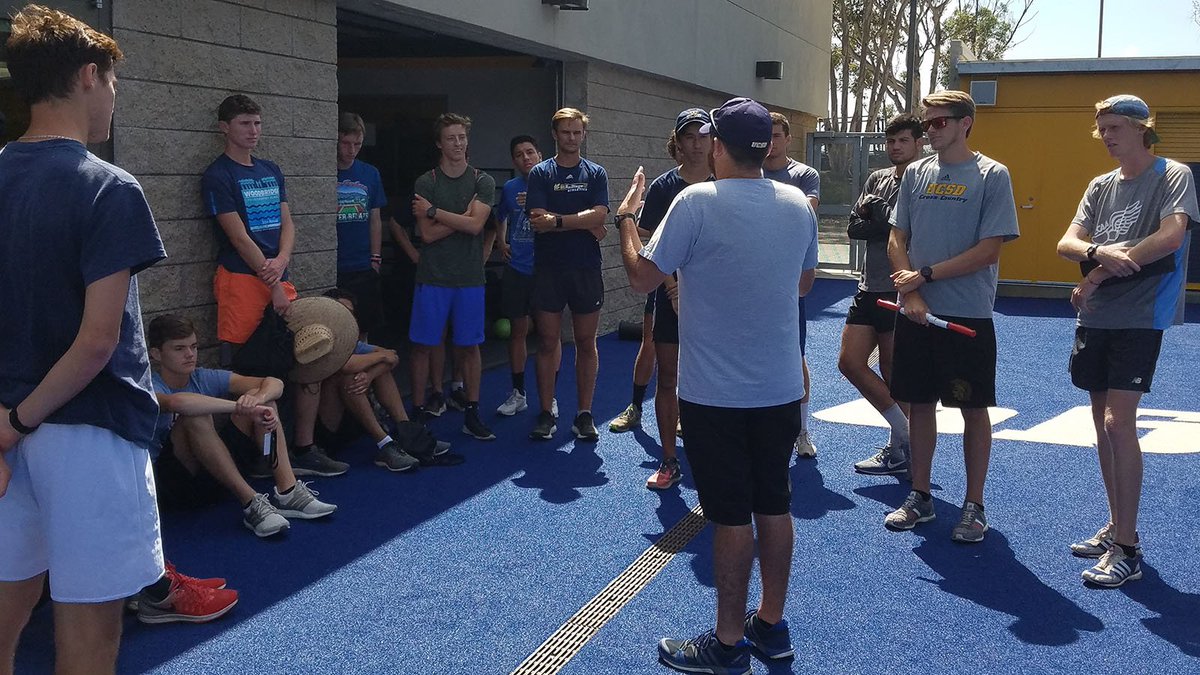 UCSDtritons's tweet photo. XC: Off to the races! @ucsdxc held its first practice of the season on Monday morning in Rancho Penasquitos, before returning to campus for an afternoon weight-training session. https://t.co/ssjD01I0PE #GoTritons #UCSDXC #CCAAXC ๐ฑ https://t.co/xlxii6pinF