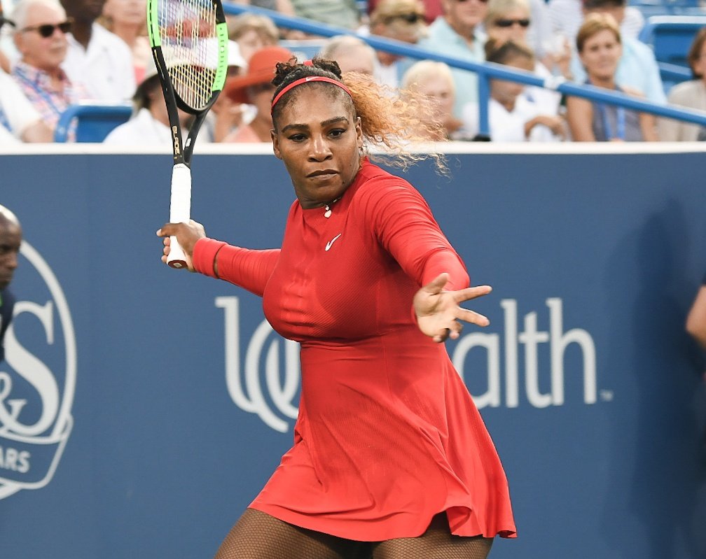 SERENA WILLIAMS - Página 34 DkhQEx8VsAEQS7M