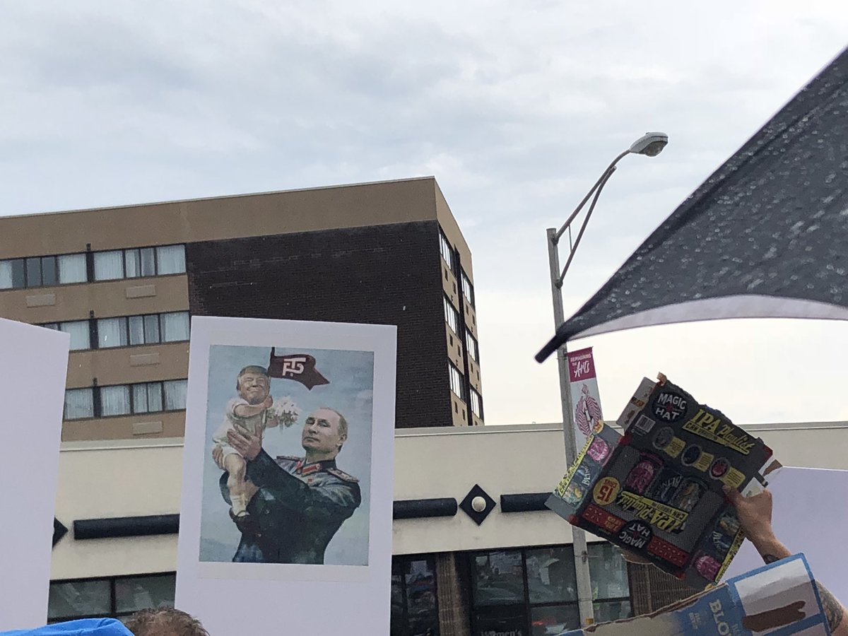 maggiemcmyler's tweet photo. #epicNY22protest #TrumpTreason https://t.co/BvPTVB6pj3