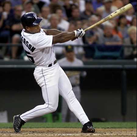 Ryan M. Spaeder on X: Rickey Henderson hit an all-time record 81 leadoff  home runs. The #Mariners have 83 leadoff homers as a franchise. Three of  which belong to Rickey.  /