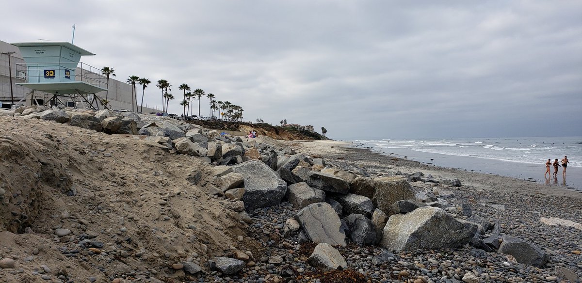 ColinHappyrock's tweet photo. @CityofCarlsbad  There is no excuse for the beaches to look like this in summer What happened to the short jetty in front of the lifeguard tower  If the city is proud of this put it on your tourist site https://t.co/sxYXGWhFss