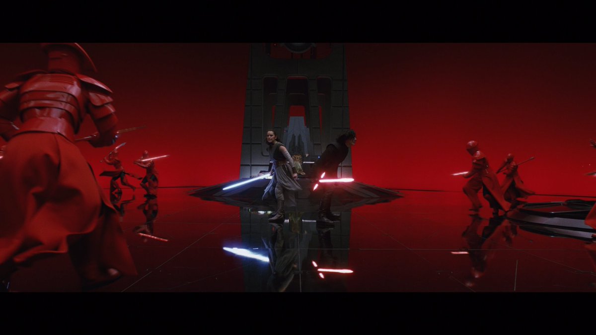 The Last Jedi - Ryan Johnson (2017)Clairement le plus beau Star Wars visuellement.