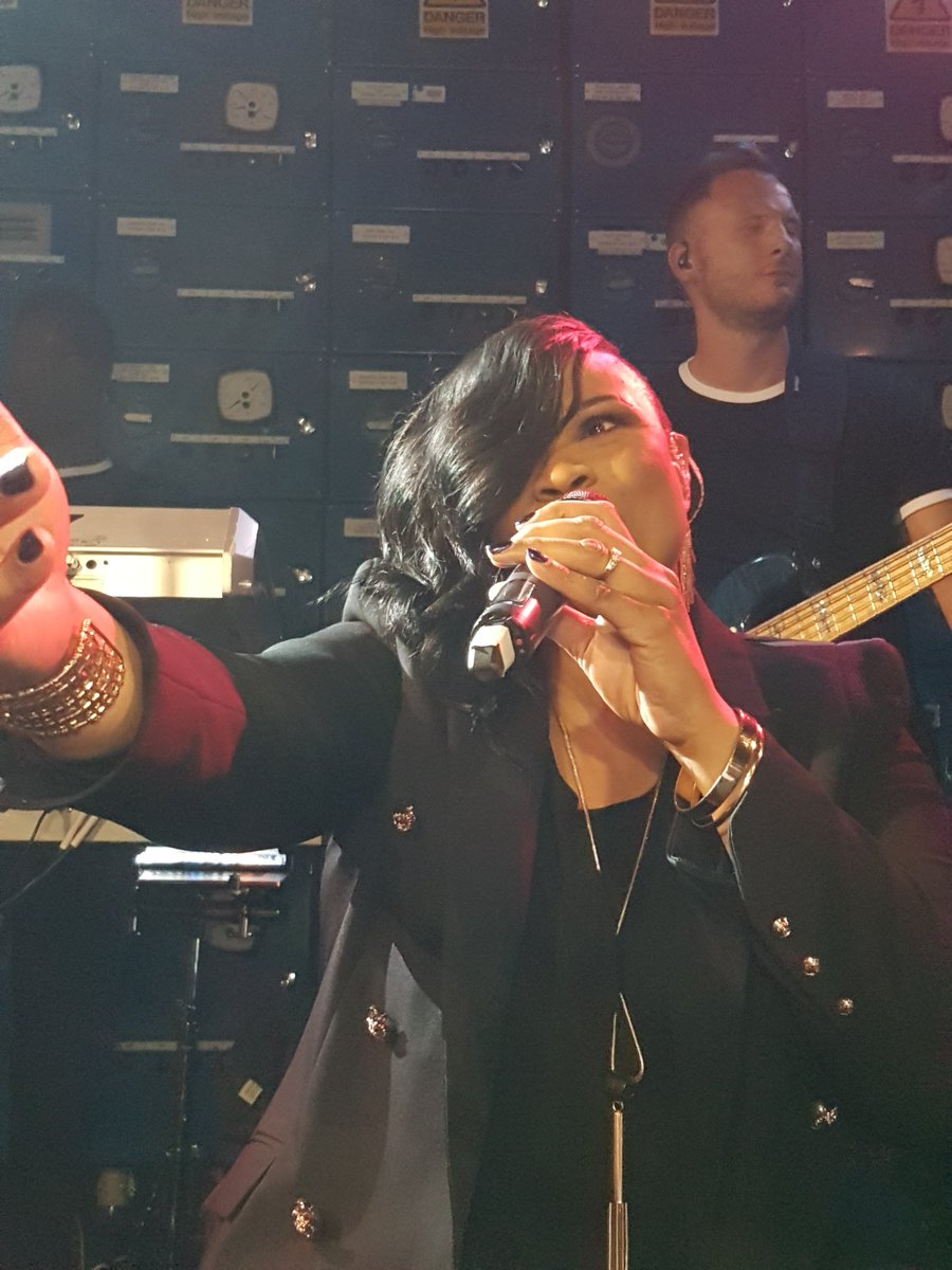 st_toft's tweet photo. @GabrielleUk that has to be one of the BEST night's I've ever had! Love the new songs and amazing to hear the old hits. #ManchesterLovesYou cannot wait to see the next #OfficalTour. Thanks for the signed poster xxx #Gabrielle #Manchester #Frontrow #livemusic #Dreams x https://t.co/la0k98vLYH