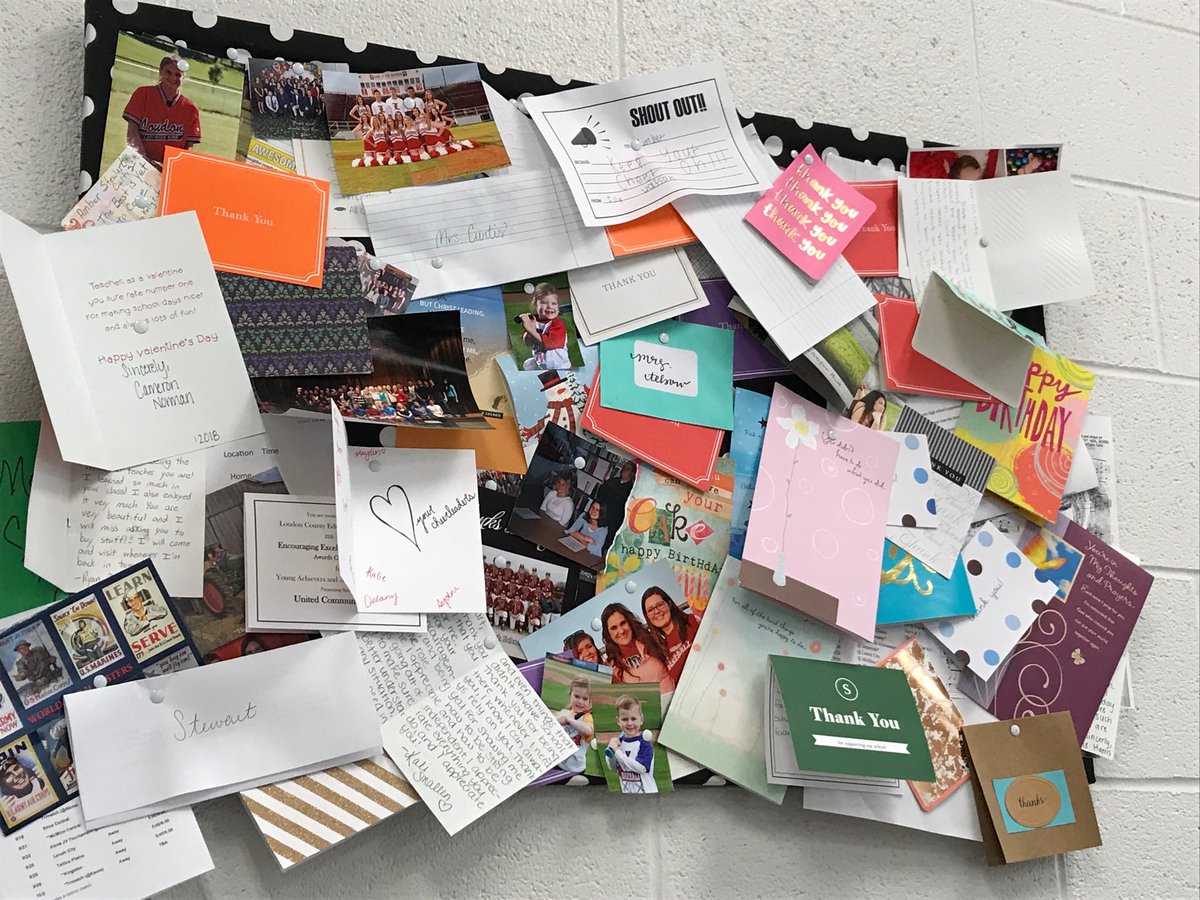 ksdorothyintn's tweet photo. LHS Walk Thrus today... I spy a teacher that is appreciated! #MsStewart ππΌπ https://t.co/1xLULY5a7t