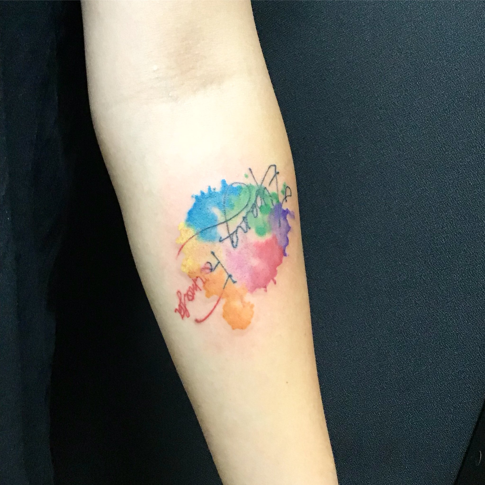 新宿タトゥー Fox Gate Tattoo 文字 水彩 8月14日 本日も営業中 和彫りからワンポイント トライバル B Gまでオールジャンル対応のタトゥースタジオ 東京新宿fox Gate Tattoo 新宿駅徒歩7分 個室ブース完備 その他のタトゥー作品はコチラ