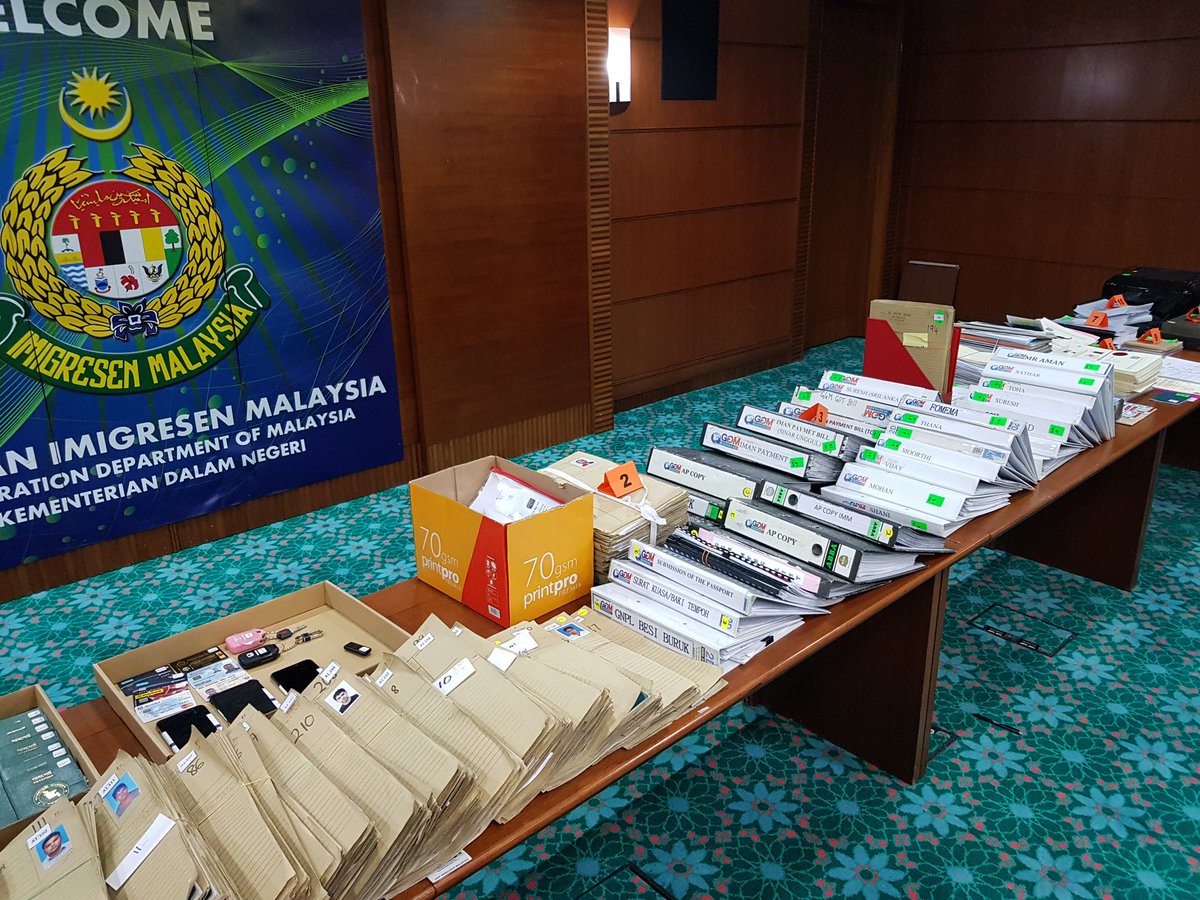 Wan Syamsul Amly En Twitter Sebentar Lagi Akan Diadakan Sidang Media Imigresenmy Oleh Kp Ds Kp Jim Berkenaan Serbuan Ke Atas Syarikat Daftar Program Rehiring Palsu Di Jabatan Imigresen Malaysia Putrajaya 501awani Https T Co Ojt9sgq3ny