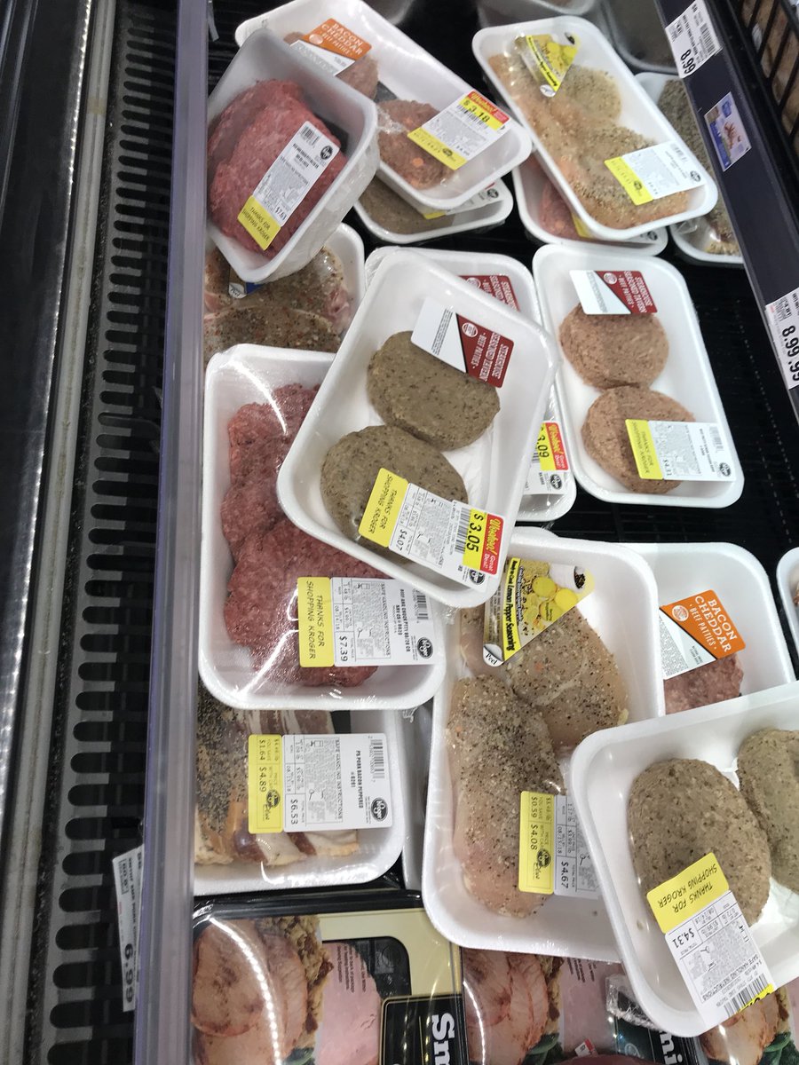 robheilman's tweet photo. @kroger - Maybe the “manager’s specials” case needs to be cleaned out at the Dixie Highway localtion in Northern Kentucky: https://t.co/sxHwLUu5hb
