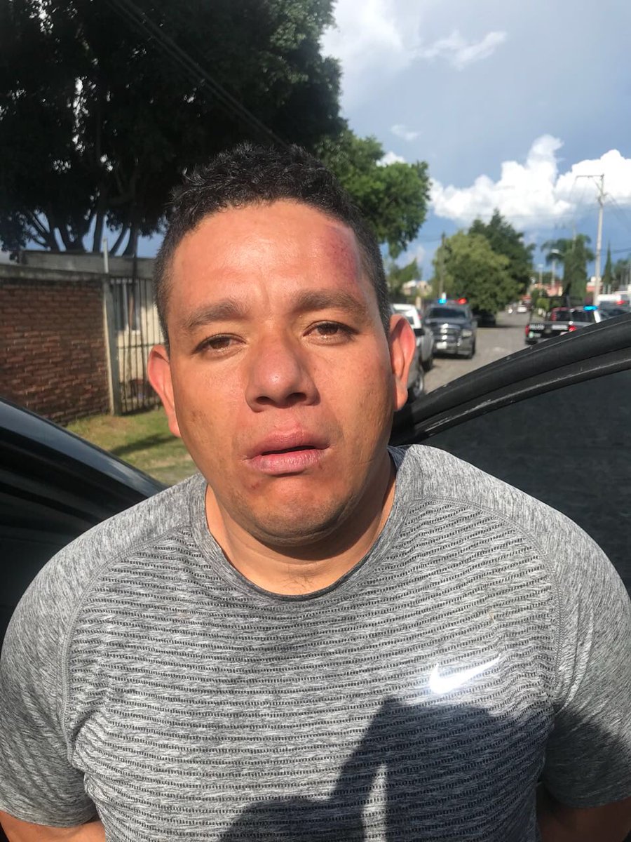 vecinos_la's tweet photo. DIFUNDE Los reconoces? Pues es una banda que robaba en Casas. Podría ser la tuya o de algún amigo. Difunde y denuncia para que no salgan libres!!! https://t.co/aPQSaaVjbC