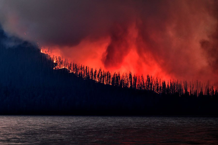 MikeNelson247's tweet photo. Glacier National Park recorded the hottest temperature in its history: 100°F!! Now, it's on fire and being partially evacuated. #GlobalWarming & #ClimateChange is real & we are causing it, but there are some good things happening. My latest essay https://t.co/iGmFIKh9UL #cowx https://t.co/y7dYSPmvyV