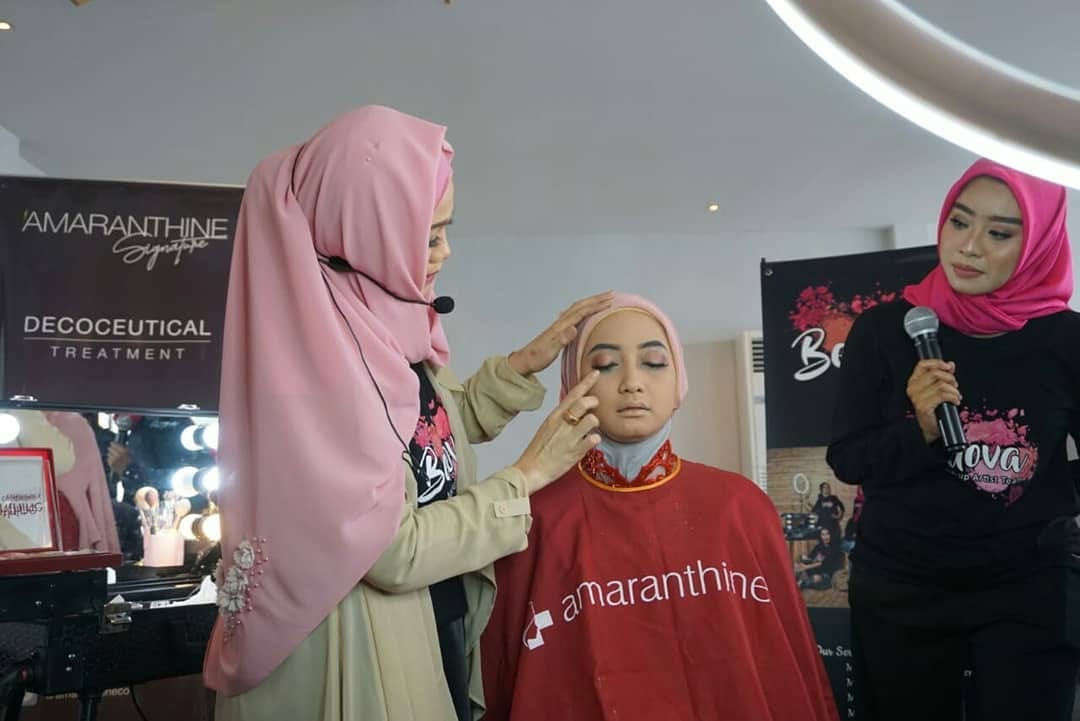 AmaranthineCosmetics tweet media
