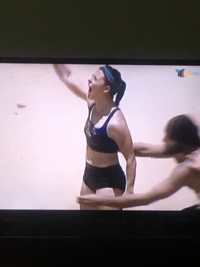 rafabalderrama's tweet photo. #MiBala @andrea_arochi les da la fortaleza a #Contendientes 💙#Exatlón @ExatlonMx
Quiero llorar de la emoción etas hecha de madrera de la buena estamos orgullosos de ti. https://t.co/OTqq1WzZlt