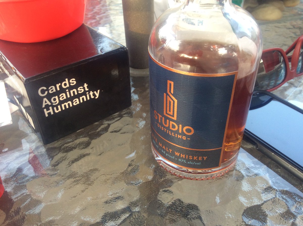 norskieMN's tweet image. From this weekend, an excellent pairing. Thanks @StudioDistills @RyWyMortgageGuy! Cc: @icemanbb #bikeschool #backrow