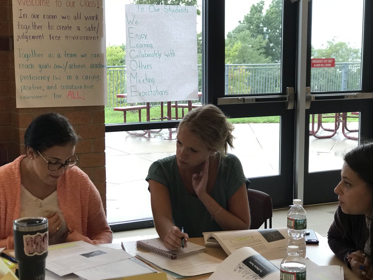 frps_HenryLord's tweet photo. Welcome to the HLCS family to Ms. Needham, Ms. Tutt, Ms. Pugnali, and Ms. Bowser! https://t.co/87sopRCjdD