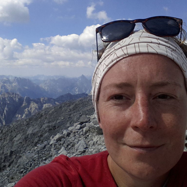 "Hoi, ik ben Jasmijn. Als adviseur zorg ik voor verschillende bijeenkomsten ( o.a.  over #Amateurkunst &amp; voor <a href="/CommunityArtBrb/">CommunityArtBrabant</a>), adviseer ik (amateur)kunstorganisaties en word ik blij van samenwerkingen tussen kunst &amp; sport." Volg haar deze week via Insta >tinyurl.com/ycrmtzw7