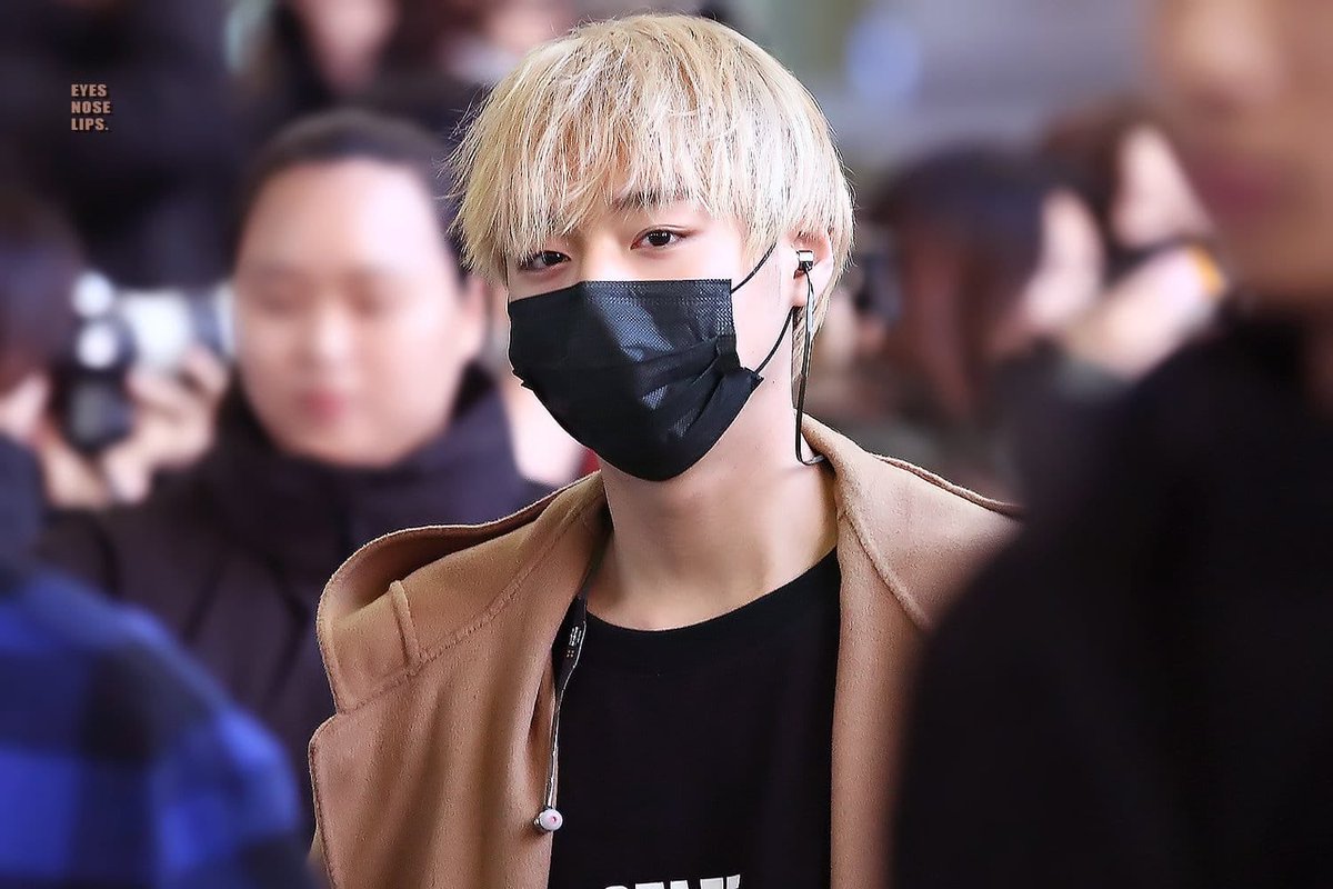 fashioniconhoon's tweet photo. Jihoon: My favorite hairstyle is my natural hairstyle.

👍🏻👍🏻👍🏻

#박지훈 #parkjihoon https://t.co/SPbnzi8Us5