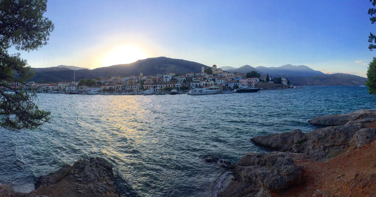 SoniaKraj's tweet photo. It’s a #goodbye #greece for now- you’ve been a wonderful #summer host 🇬🇷🙏🏼💙: #greekholidays #itea #galaxidi #delphi #visitgreece #visiteurope #greek #landscape #travelophotography #rgphoto #lonelyplanet @EuropeVisit @VisitGreecegr @RoughGuides @lonelyplanet https://t.co/bPZqLfvvTZ
