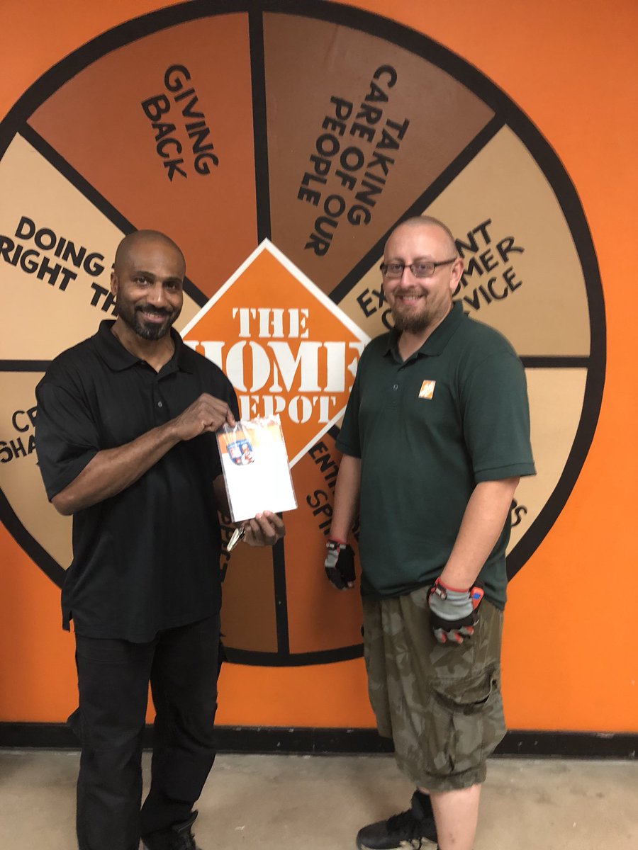 Thank you for an outstanding job, every single night Eric Scott! <a href="/spoonholtz/">Teresa Spoonholtz</a> @Peterfrankthd <a href="/BPorter26/">Bobby Porter</a> @cadenturbeville