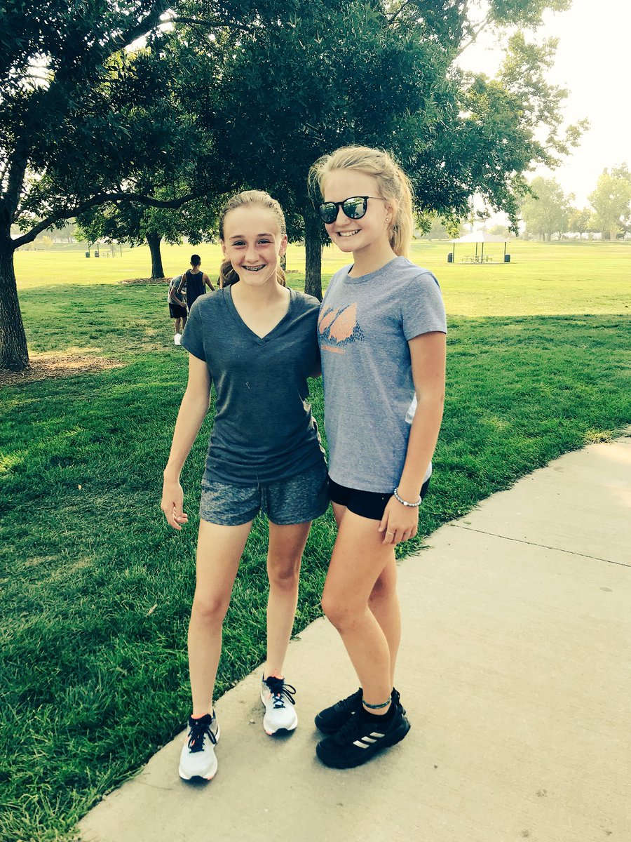 RiverdaleRidge1's tweet photo. Our Raven ladies are ready for school to start tomorrow! So proud of the work that these girls put in this summer. Can’t wait to see what the fall holds😈💪🏾🐦⚽️#TheRavenWay #RavenGirlsSoccer #BackToSchool2018 #Established2018 https://t.co/9UnaccagsF