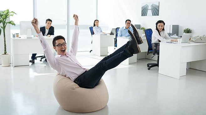 How 10 Companies are Leveraging Odd Perks to Boost Their Employer Brand | MightyRecruiter mightyrecruiter.com/blog/how-10-co…
