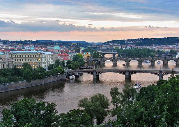 Geo Explorer Game tweet media