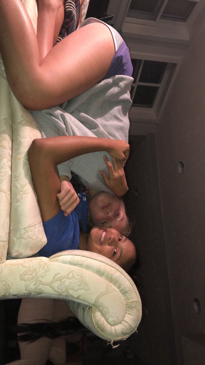 mayahdelgado's tweet photo. HAPPIEST OF BDAYS TO A TRUE FRIEND!!! I love u so much em woohoo #161616 #davt #DAB https://t.co/akolBSOpnp