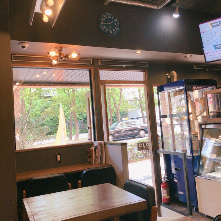 009BBA's tweet image. 58 Coffee Roastersへ♪
カフェラテがなかったから、アイスカフェオレ☕︎ しっかりした味で美味しい。ゆっくりできる場所で嬉しい◎
#58coffeeroasters