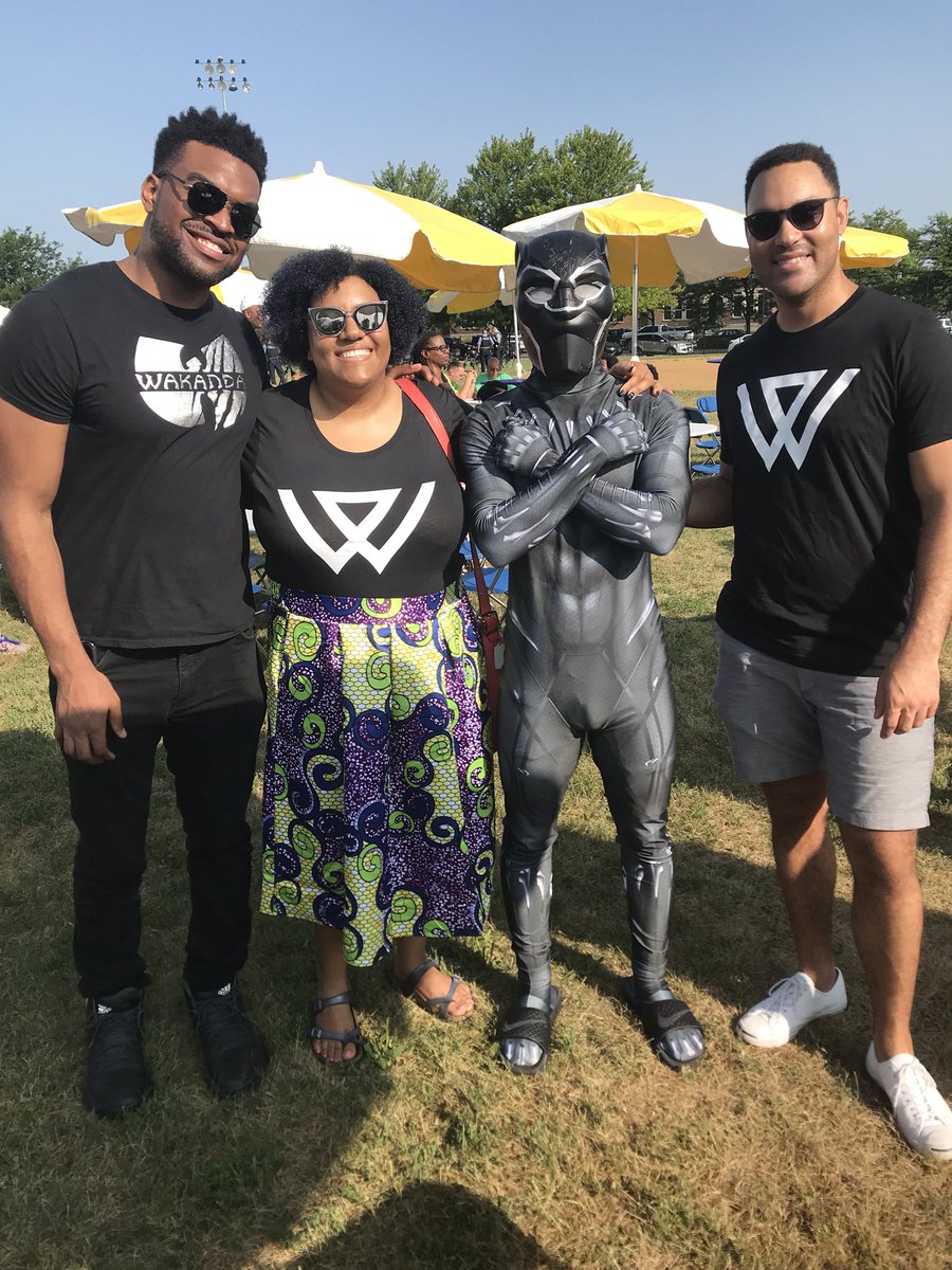 DanceCharacter5's tweet photo. @BudBilliken with @wtflanksteak @marquillis33 and @vergegraphics @We_Are_Wakanda #WakandaForever #WakandaCon #Wakandacon2018 #DanceCharacters https://t.co/Qtx99Morjd