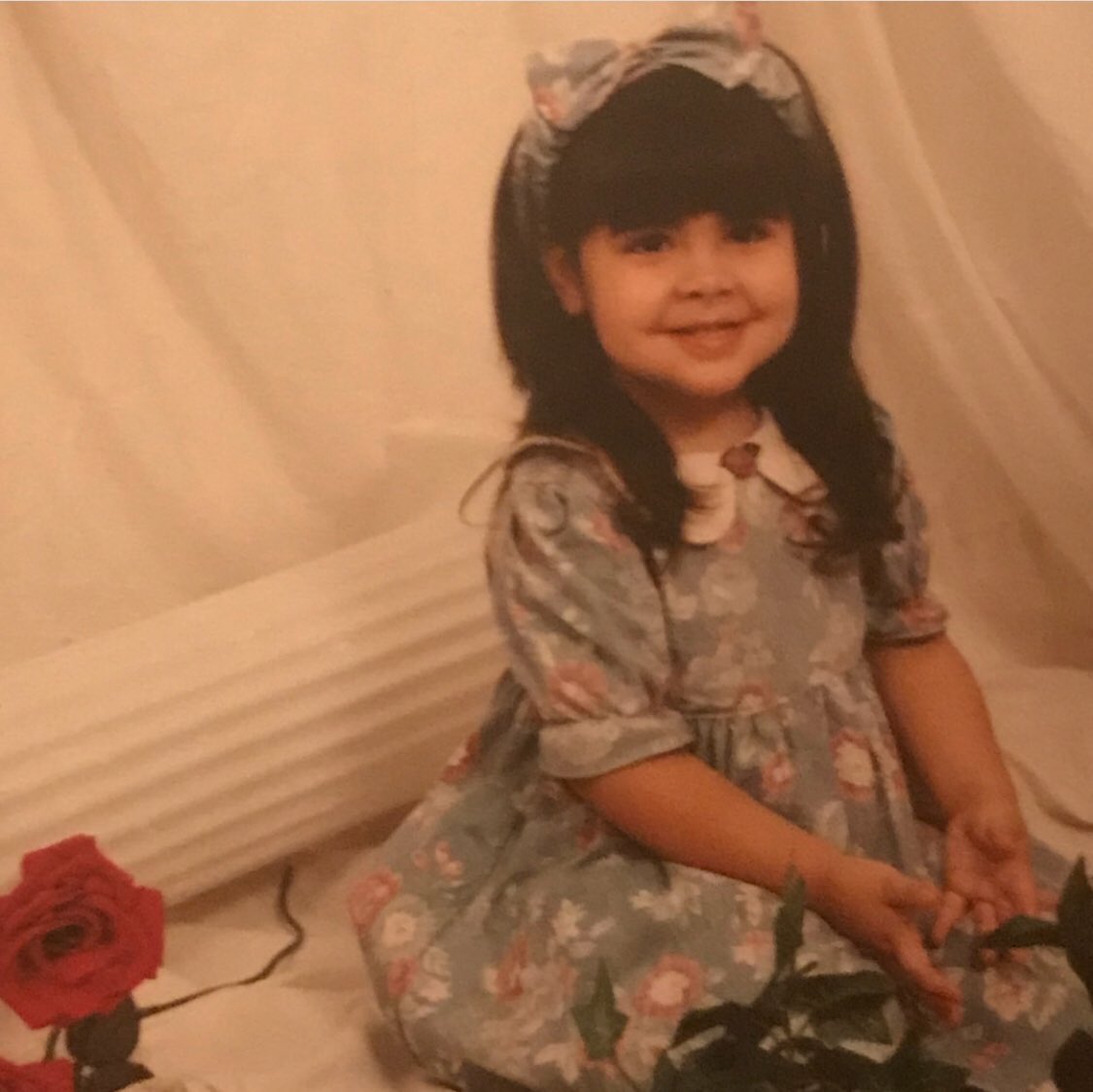 frannierose04's tweet photo. Happy Birthday to this beautiful doll🎉🎊🎂🎈@jenny_orlando 🌹You are an amazing woman with a heart of gold🧡Always so loving and kind💕you make our world a very happy place! I love you my baby💕To the moon and back❤️ https://t.co/mLVCMoOUMD