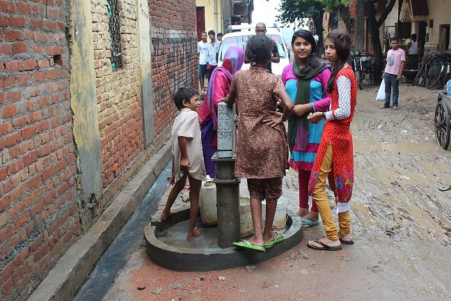 heeals's tweet photo. A #RisingNeed To Combat A #RisingPopulation what it is, how it began, why it is important & how #India can work to combat an exponentially growing #population for the sake of a more #sustainable planet @ https://t.co/4UWbIuaPC3
#india #heeals #ngo #blog #people #news #washneed https://t.co/Pxu1tO9ZBt