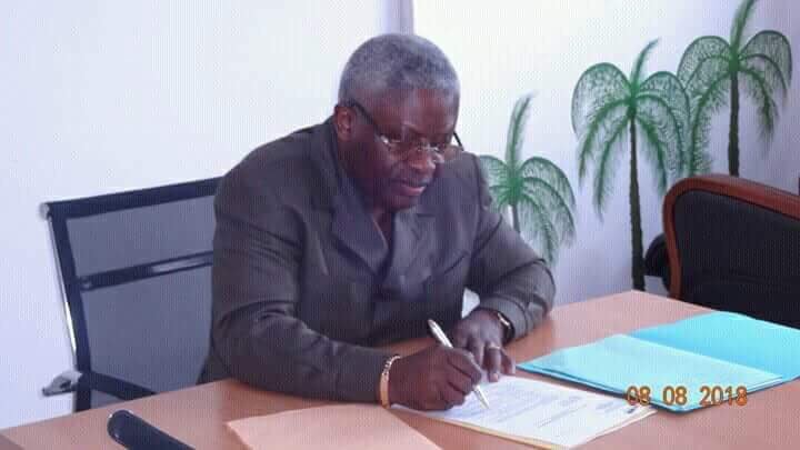 UpadsInfo's tweet photo. Pascal Tsaty-Mabiala exige par ailleurs la dissolution de la Commission nationale anticorruption actuellement placée sous tutelle du Premier ministre, et qui est incapable, selon lui, à soumettre un ministre accusé de corruption à la Justice. https://t.co/AIkYBvGuRW