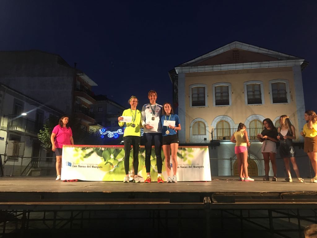 JackieMartin74's tweet photo. 1a ayer en la Carrera Pedestre de las Navas del Marqués. Increíble el público que nos viene animar. Emociona correr siempre aquí. Felicidades a la organización @AytoNavasM #RunyourWord #carrerasdeverano #runners @SauconySpain @FCBatletisme_ https://t.co/T5aoTJiqIg
