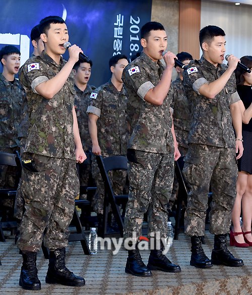 iamkooletski's tweet photo. KEEP ON MAKING US PROUD, LITTLE SOLDIER! SALUTE!

#JiChangWook https://t.co/hE4W9wQhwE