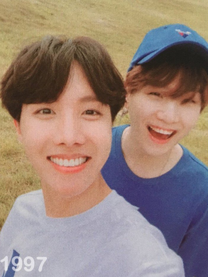 bangtanonline_'s tweet photo. SOPE CAME BACK FROM WAR I LOVE LIFE https://t.co/w9ylJF1wdL