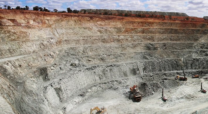 IondriveASX's tweet image. Australian gold producers outperform global rivals and are eyeing expansion: ow.ly/EjUX30lkfOA #goldmining #AusBiz #AusMining #Ausinvesting #ASXinvesting #ASX #WAbiz #goldbulls #goldbears #bullion