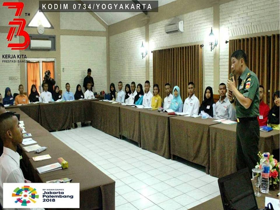 Demi terciptanya jiwa korsa Dandim 0734/Yogyakarta Berikan wawasan kebangsaan kepada Anggota Paskibraka Kota Yogyakarta tahun 2018.<a href="/pendamdiponego1/">pendam diponegoro</a> <a href="/Puspen_TNI/">Pusat Penerangan TNI</a>