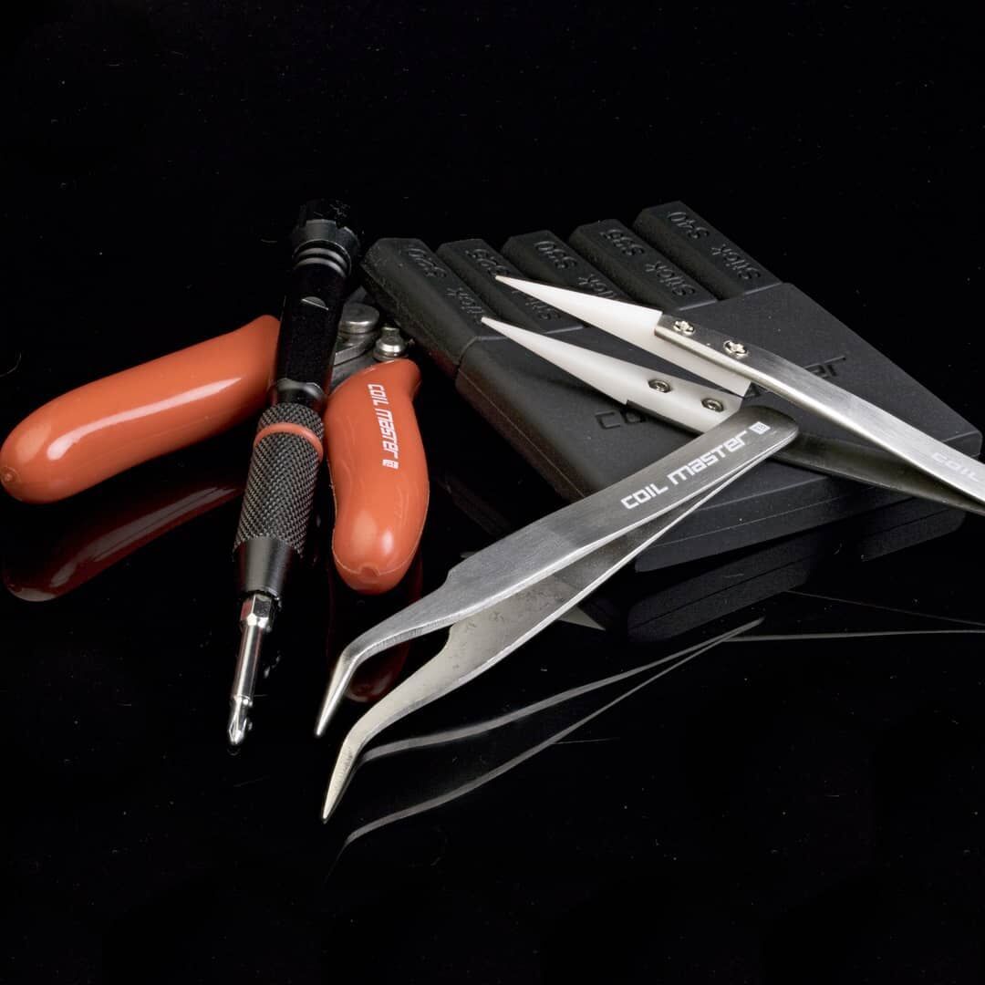 coilmasternet's tweet photo. For all the essential tools.
Please drop a like❤ if you're a #CoilMasterFan!
📷: big_d_coils
https://t.co/K56YBxb9sF
#coilbuild #ecigs #vape #buildlyfe #vapeon #coilmaster #diykitminiv2 https://t.co/tKfyC34nAt