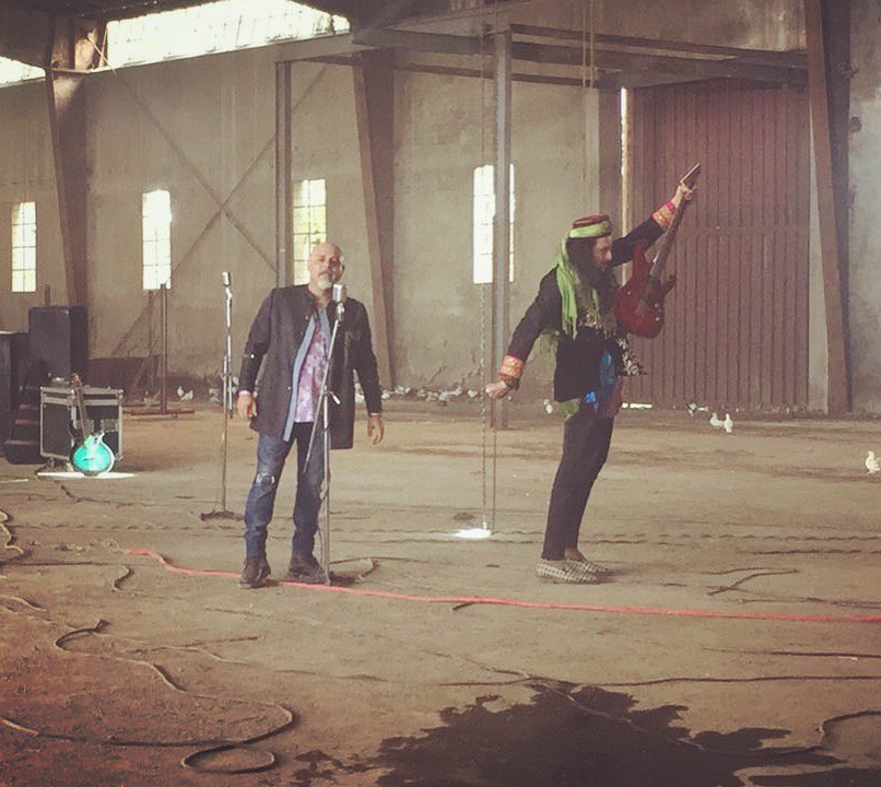 NemeKhan's tweet photo. Legends at work! 🇵🇰
#SooperHaiPakistanKaJunoon https://t.co/FSYZXhpKtD
