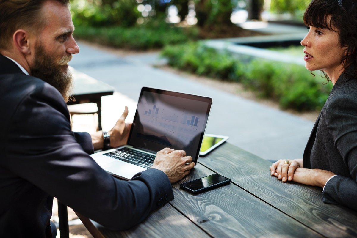 Écht luisteren vraagt om vaardigheden. Lianne legt in haar nieuwe blogpost uit hoe je het #communicatievraagstuk van je klant kunt doorgronden. #PR #blog 
bit.ly/2MmjVcM