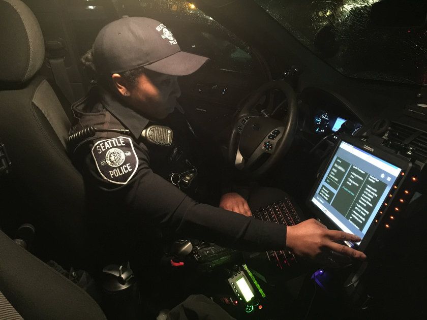 One company saw a sharp drop in calls for 911 'frequent flyers' — by sharing information bit.ly/2MGmaEF #govtech <a href="/getRideAlong/">RideAlong</a> <a href="/kbnammacher/">Katherine Nammacher</a>