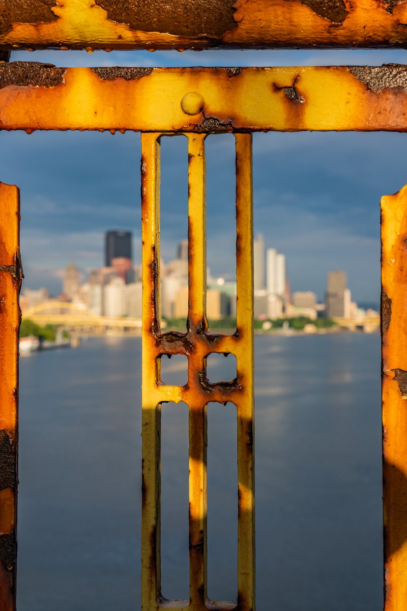 DaveDiCello's tweet image. Another view from the West End Bridge in #Pittsburgh last night. The combination of the water drops on the rusty railing and the gorgeous light made for quite the scene.