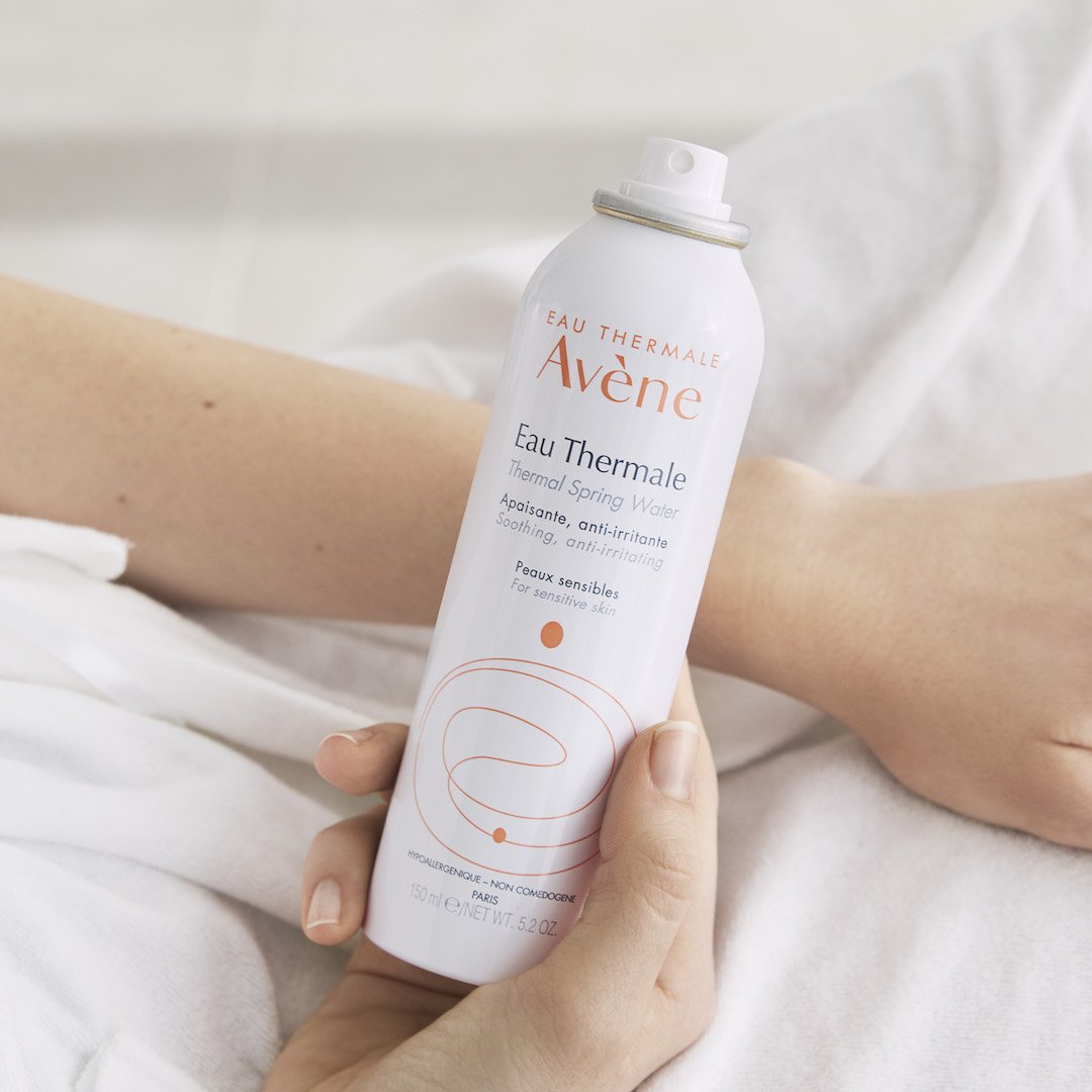 Avene_UKI's tweet photo. An essential whether you are spending summer in the city or on the beach, our Thermal Spring Water offers instantly soothing refreshment on the go: https://t.co/SAEIy8oB71 https://t.co/SnSlOKhdYi
