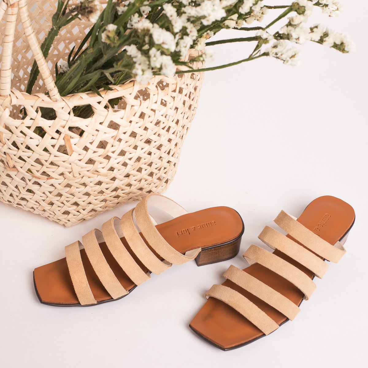 Bringing a little Summer fresh from the table in this rainy season. #AnnieAndLori #StayClassy