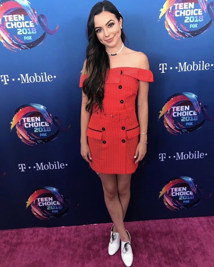 MerrellOnly's tweet image. Im honestly obsessed with Nessa’s long hair 😍