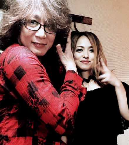 松田樹利亜 Julia Mazda Sur Twitter 上野音横丁その７ Rudeeさん 松田樹利亜 1曲参加していただく予定でしたが ライブ中興奮状態で もう一曲 と無茶振りしたところ イケルよ と言っていただき 急遽flightも 喧太さんとrudeeさんのツインギターは初で