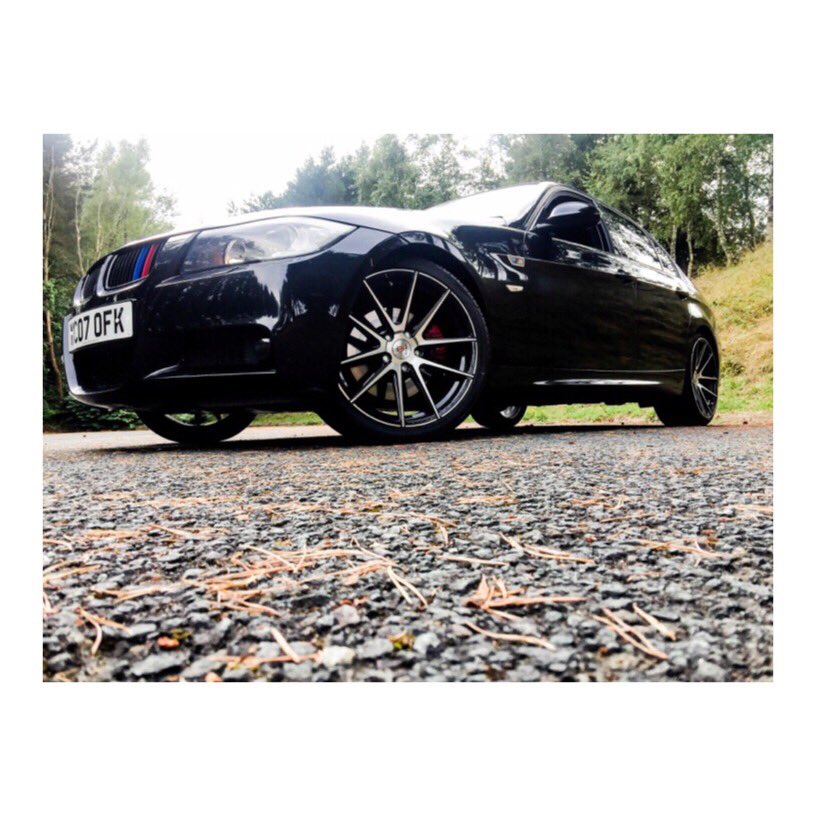 TuxAuto's tweet photo. A very happy customer sporting the Stuttgart ST9 on his BMW 3 Series! 
📸 Tag #tuxauto for a chance to be featured on our page! https://t.co/vUSpht3NwS