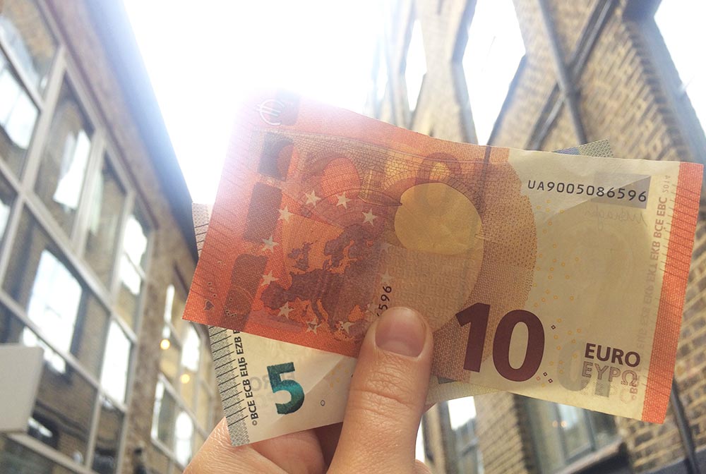 Compare Encuestas ES tweet media